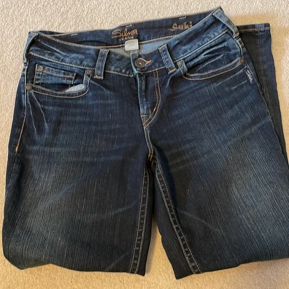 Silver Jeans - Picture 2 of 4